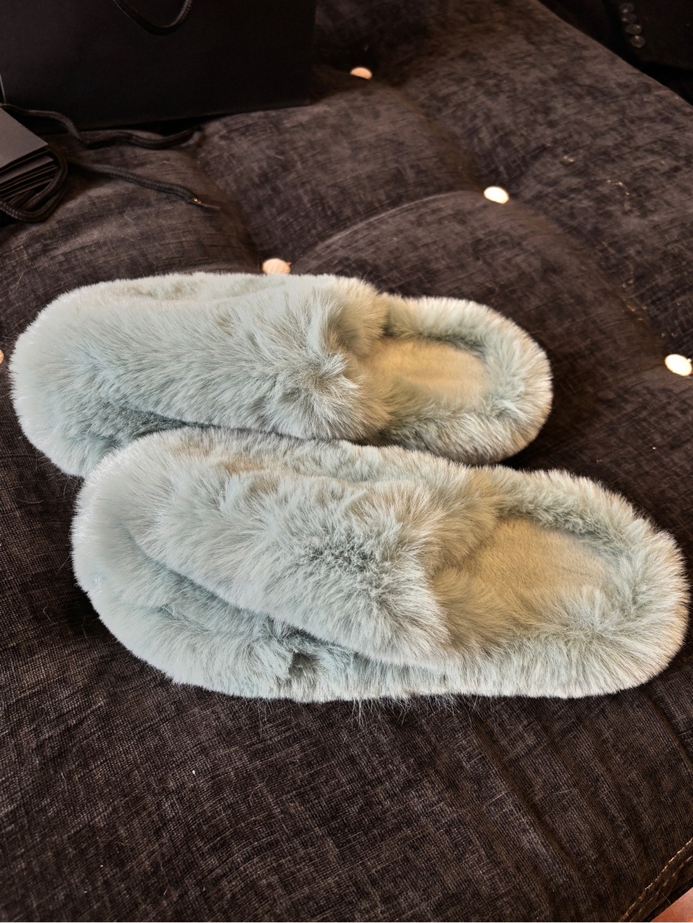Faux Fur Slide Slippers - Sage Green